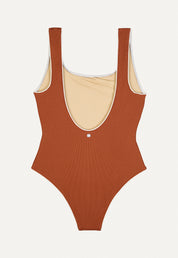 Badeanzug „Zephyr“ in Kastanienbraun Piqué