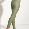 Surf & Yoga Leggings “Larimar” in sage green