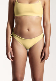 Surf Bikini Hose „Mako“ in Blassgelb