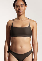 Surf Bikini Oberteil „Buri“ in Dunkelbraun