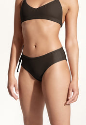 Surf Bikini Hose „Opah“ in Dunkelbraun