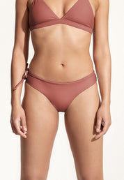 Surf Bikini Bottom "Tope" in clay red