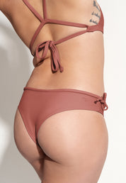Surf Bikini Bottom "Tope" in clay red