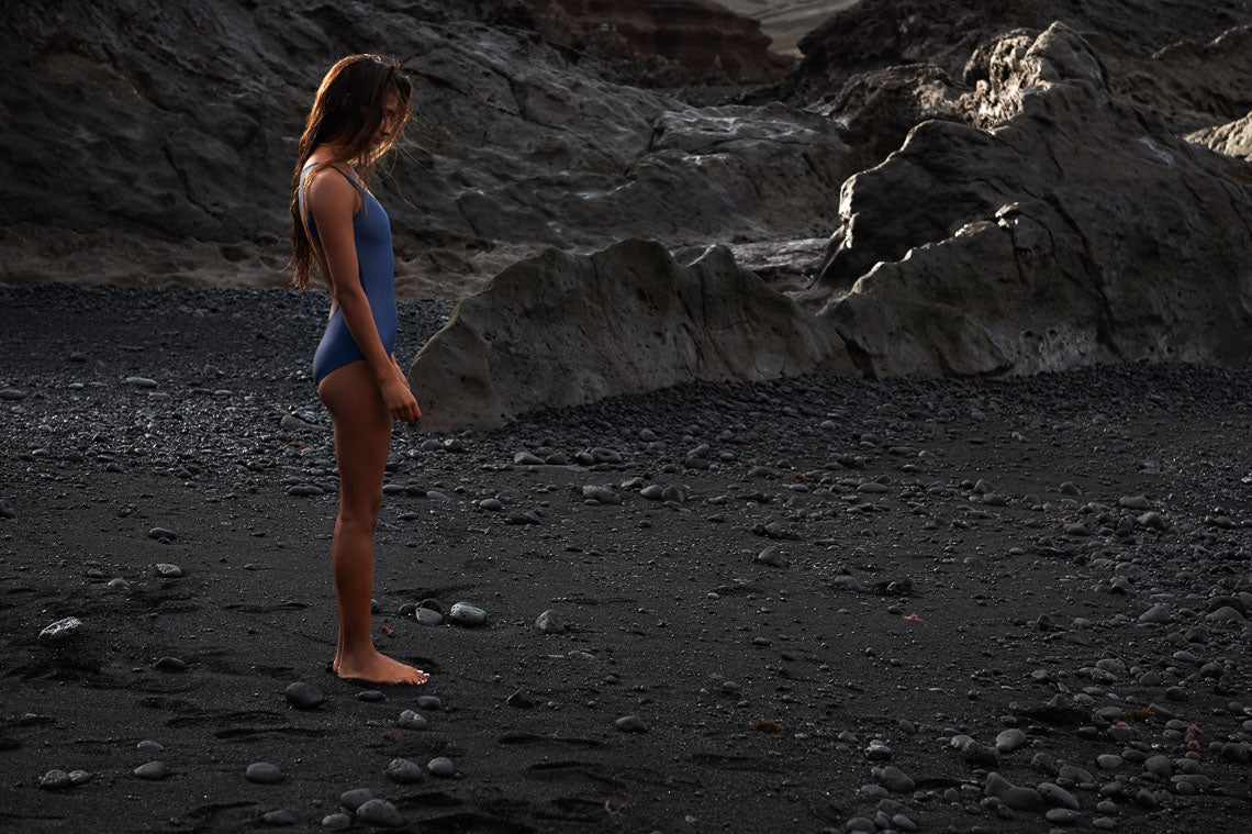 Surf Badeanzug „Anaïs“ in Navy Blau glänzend 4