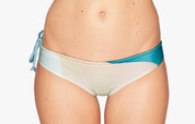 Surf Bikini Hose „Borneo“ in Mare Print & Frost Blau 1