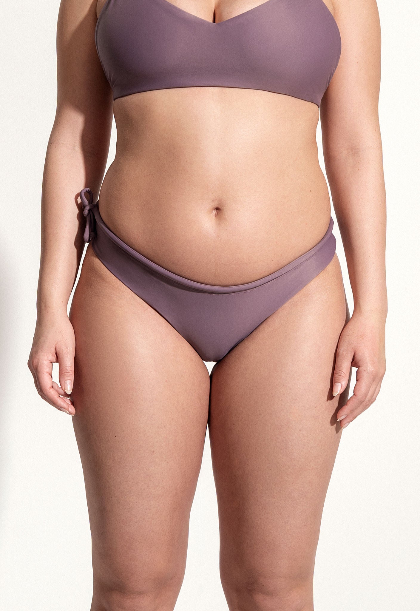 Surf Bikini Hose „Tope“ in Lavendel 3